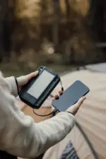 Nordic Drift Titan ārējais akumulators ar saules uzlādi, 10 000 mAh, 3 paneļi - Image 6