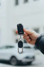Keyfinder Dual atslēgu piekariņš ar vispasaules atrašanās vietas noteikšanas funkciju - Image 10