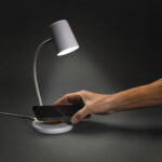 Zenara RCS 15W bezvadu galda lampa, no pārstrādātas plastmasas un korķa - Image 6
