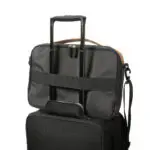 Impact AWARE™ 300D divkrāsu deluxe 15,6 collu klēpjdatora soma - Image 6