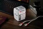 SKROSS World Travel Adapter MUV 65W PD ar USB C kabeli - Image 11